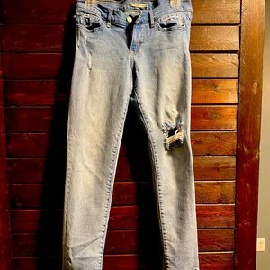 Levi’s skinny jeans